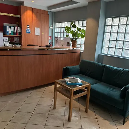 Merryl Hotel-3